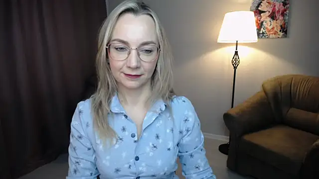 Ava Elior online show from February 25, 2026, 11:10 am