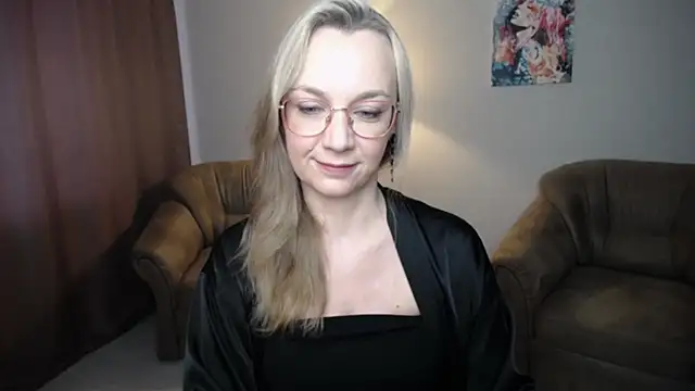 Ava Elior online show from July 6, 2026, 11:39 am