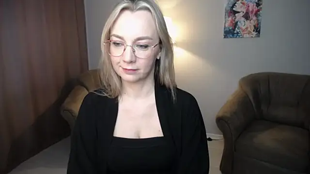 Snapshot of Ava_Elior chatting on May 21, 2026, 7:50 am Ava Elior online show from May 21, 2026, 7:50 am
