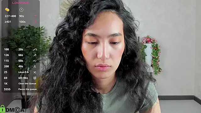 FlirtyAura online show from February 26, 2026, 3:17 am