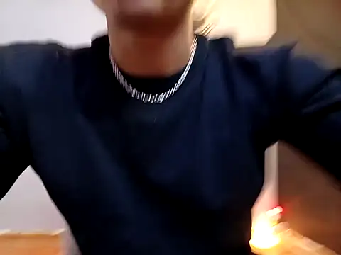 jhonny thes28 online show from October 15, 2025, 12:42 am