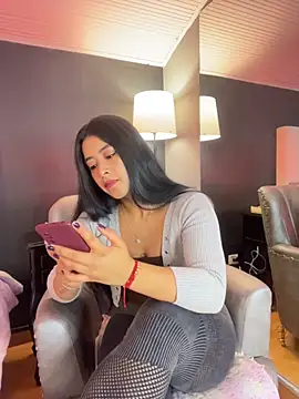 Snapshot of BellaFernandez__ chatting on May 26, 2026, 1:31 pm BellaFernandez online show from May 26, 2026, 1:31 pm