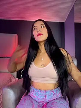 Snapshot of BellaFernandez__ chatting on July 23, 2026, 2:03 pm BellaFernandez online show from July 23, 2026, 2:03 pm