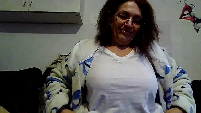 RubyyRosee online show from March 10, 2026, 7:01 am