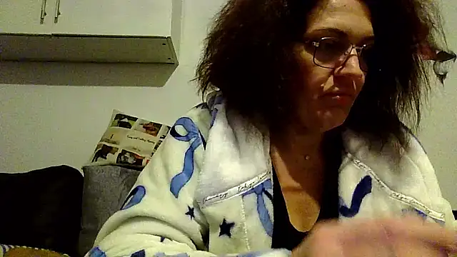 RubyyRosee online show from January 9, 2026, 6:31 am