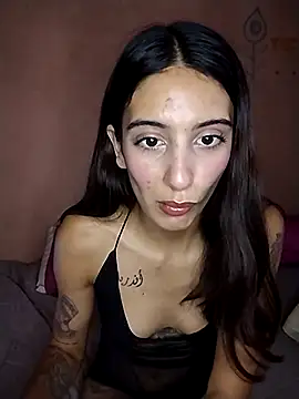 Snapshot of M4tute chatting on February 23, 2026, 7:14 pm M4tute online show from February 23, 2026, 7:14 pm