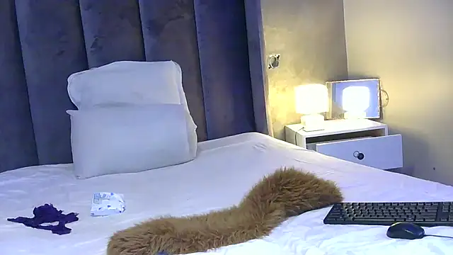 Ivysol online show from October 7, 2025, 1:34 pm