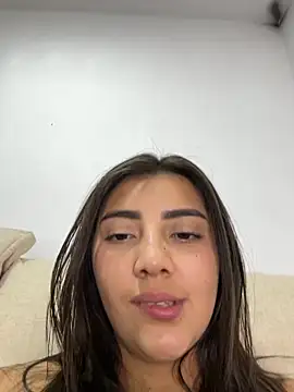 Lupe 19 online show from September 28, 2025, 11:23 pm