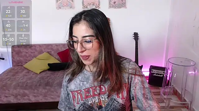 Susanahendrix online show from November 3, 2025, 6:22 pm