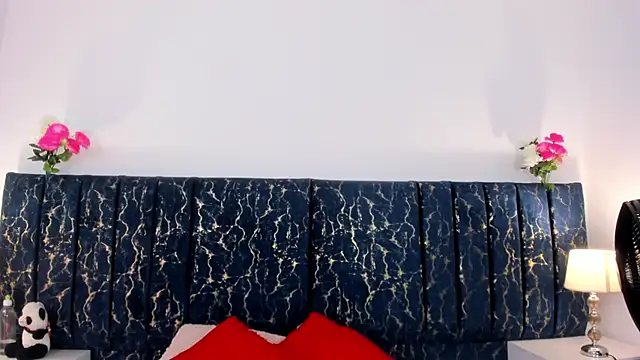 Snapshot of katte_landerr chatting on May 28, 2026, 1:17 pm katte landerr online show from May 28, 2026, 1:17 pm