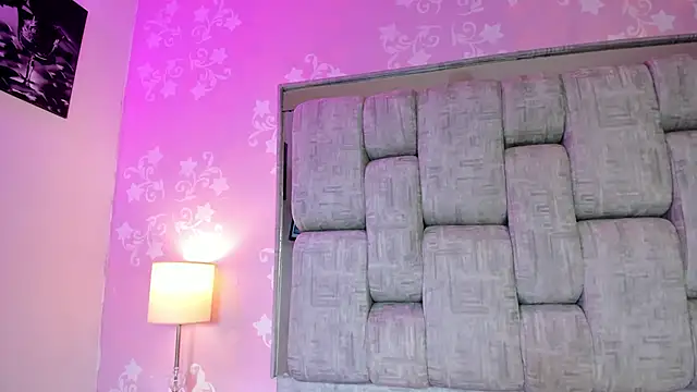 KatySweetas online show from February 19, 2026, 7:22 pm