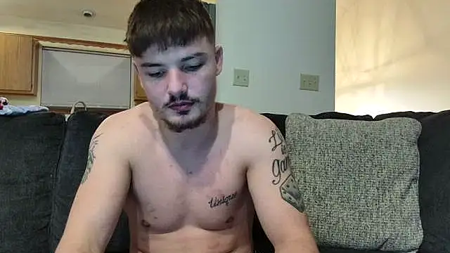 derekmontana2 online show from February 26, 2026, 2:00 am