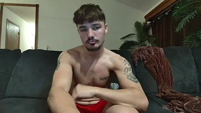 derekmontana2 online show from May 27, 2026, 5:37 am