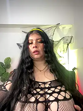 Angie lynn online show from October 30, 2025, 2:36 pm