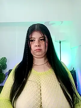 Angie lynn online show from November 10, 2025, 5:29 pm