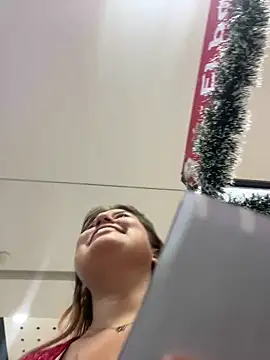 iamlucy online show from November 13, 2025, 11:08 pm