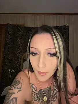 jflyyy online show from October 29, 2025, 5:50 am