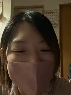 Snapshot of usako_2025 chatting on March 1, 2026, 2:06 pm usako 2025 online show from March 1, 2026, 2:06 pm