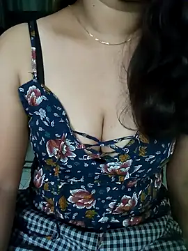 babyangela14 online show from September 10, 2025, 4:55 am