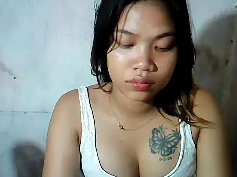 MorenaLovelyPinay24 online show from November 24, 2025, 10:43 pm