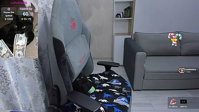 MistyDark online show from April 10, 2026, 10:28 pm