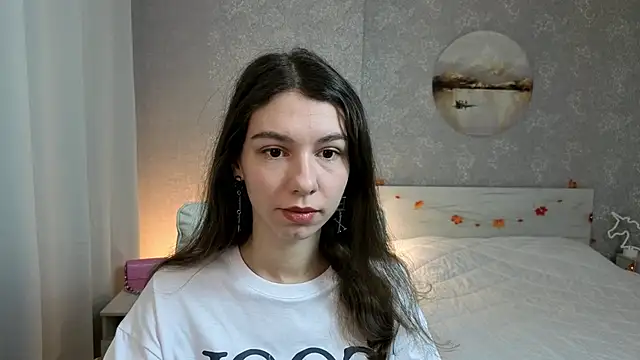 KellyShines online show from December 4, 2025, 10:25 am