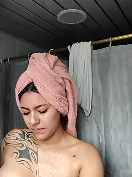 Megara 25 online show from November 29, 2025, 5:13 pm