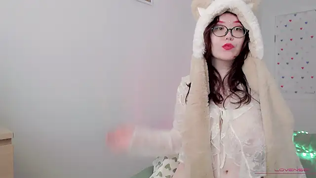 Snapshot of tsunade_chan chatting on January 16, 2026, 5:22 am tsunade chan online show from January 16, 2026, 5:22 am