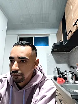 Snapshot of stivenlujan69 chatting on January 19, 2026, 12:58 am stivenlujan69 online show from January 19, 2026, 12:58 am