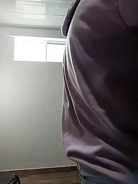 Snapshot of stivenlujan69 chatting on February 2, 2026, 7:24 pm stivenlujan69 online show from February 2, 2026, 7:24 pm