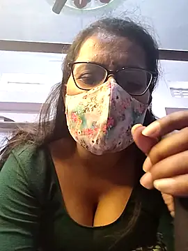 sexy aaru online show from November 13, 2025, 5:33 am