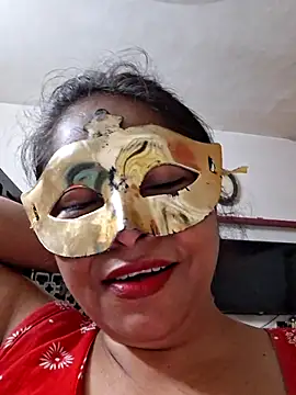 Snapshot of SIMIHOT chatting on May 15, 2026, 3:43 pm SIMIHOT online show from May 15, 2026, 3:43 pm