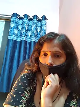 Snapshot of Sonalihot_ chatting on February 8, 2026, 5:43 pm Sonalihot online show from February 8, 2026, 5:43 pm