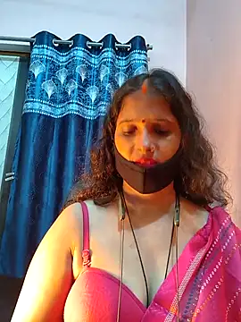 Snapshot of Sonalihot_ chatting on February 3, 2026, 6:22 am Sonalihot online show from February 3, 2026, 6:22 am