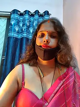 Snapshot of Sonalihot_ chatting on February 3, 2026, 6:40 am Sonalihot online show from February 3, 2026, 6:40 am