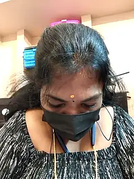 Tamil Mithra online show from November 12, 2025, 2:43 pm