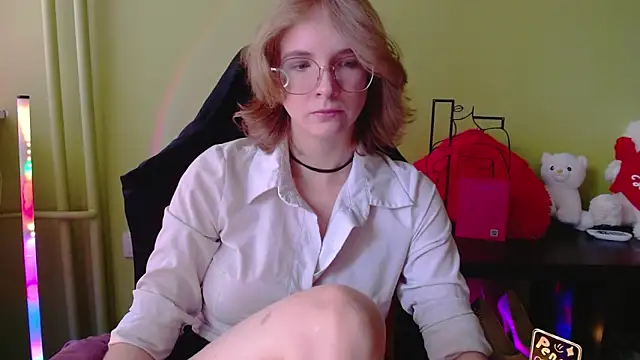 Snapshot of juicyPenny chatting on June 10, 2026, 12:39 pm juicyPenny online show from June 10, 2026, 12:39 pm