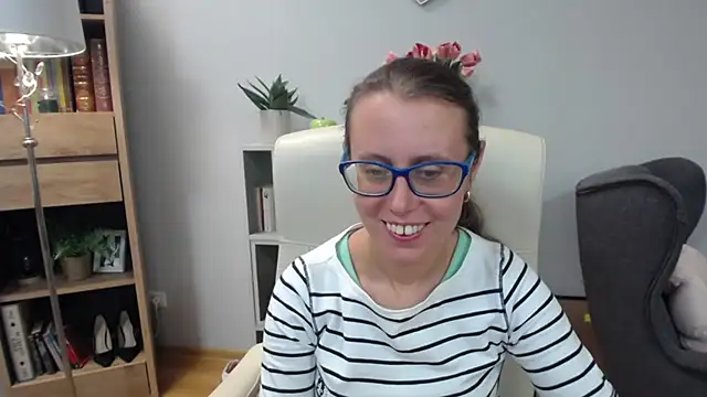 sweetxLizzy online show from July 15, 2026, 4:52 am
