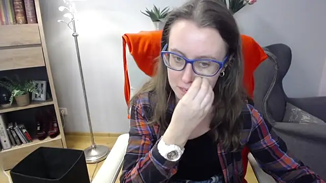 sweetxLizzy online show from March 23, 2026, 5:29 am