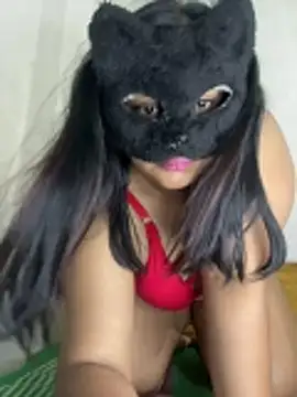 Slllll Couple00 online show from February 9, 2026, 1:53 pm