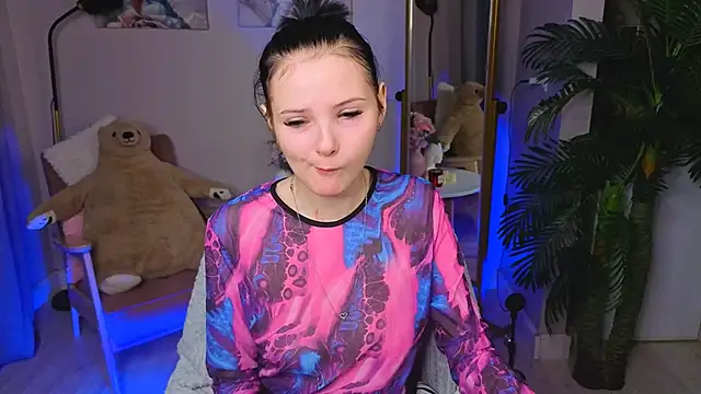 Leila xxBaby online show from November 7, 2025, 11:15 am