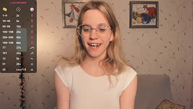 JoanBaggott online show from December 17, 2025, 8:36 pm