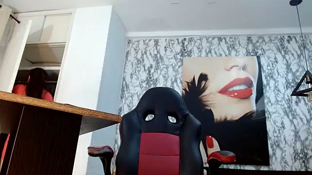 mariani smith online show from November 20, 2025, 12:17 pm