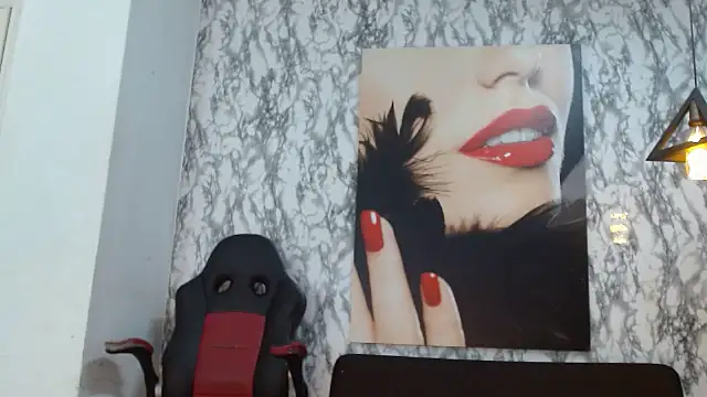 mariani smith online show from October 10, 2025, 12:06 pm