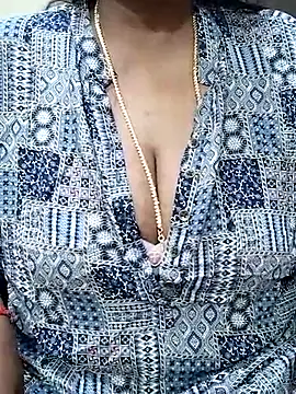 Snapshot of shobini chatting on October 28, 2025, 2:38 pm shobini online show from October 28, 2025, 2:38 pm