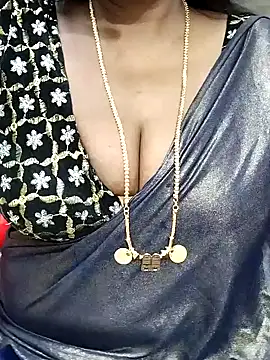 Snapshot of shobini chatting on October 23, 2025, 3:21 pm shobini online show from October 23, 2025, 3:21 pm