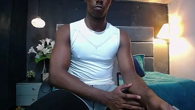 Snapshot of blackbignude chatting on November 13, 2025, 1:42 am blackbignude online show from November 13, 2025, 1:42 am