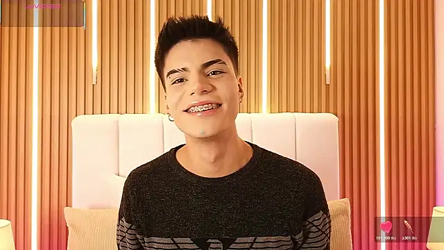 Dulcey  online show from March 28, 2026, 4:02 am