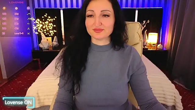 MissRossi online show from December 18, 2025, 8:01 pm