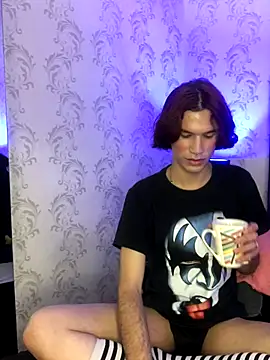 danny rios20 online show from October 9, 2025, 12:06 pm